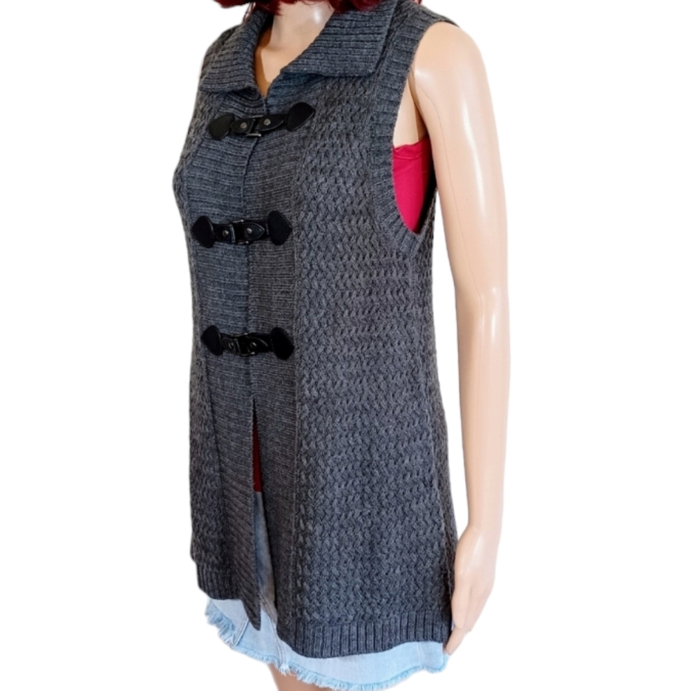 Hannah Sweater Vest - Size Small